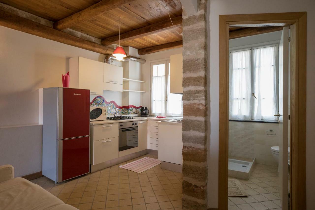 Maiorca 24 Apartments Alghero Bagian luar foto