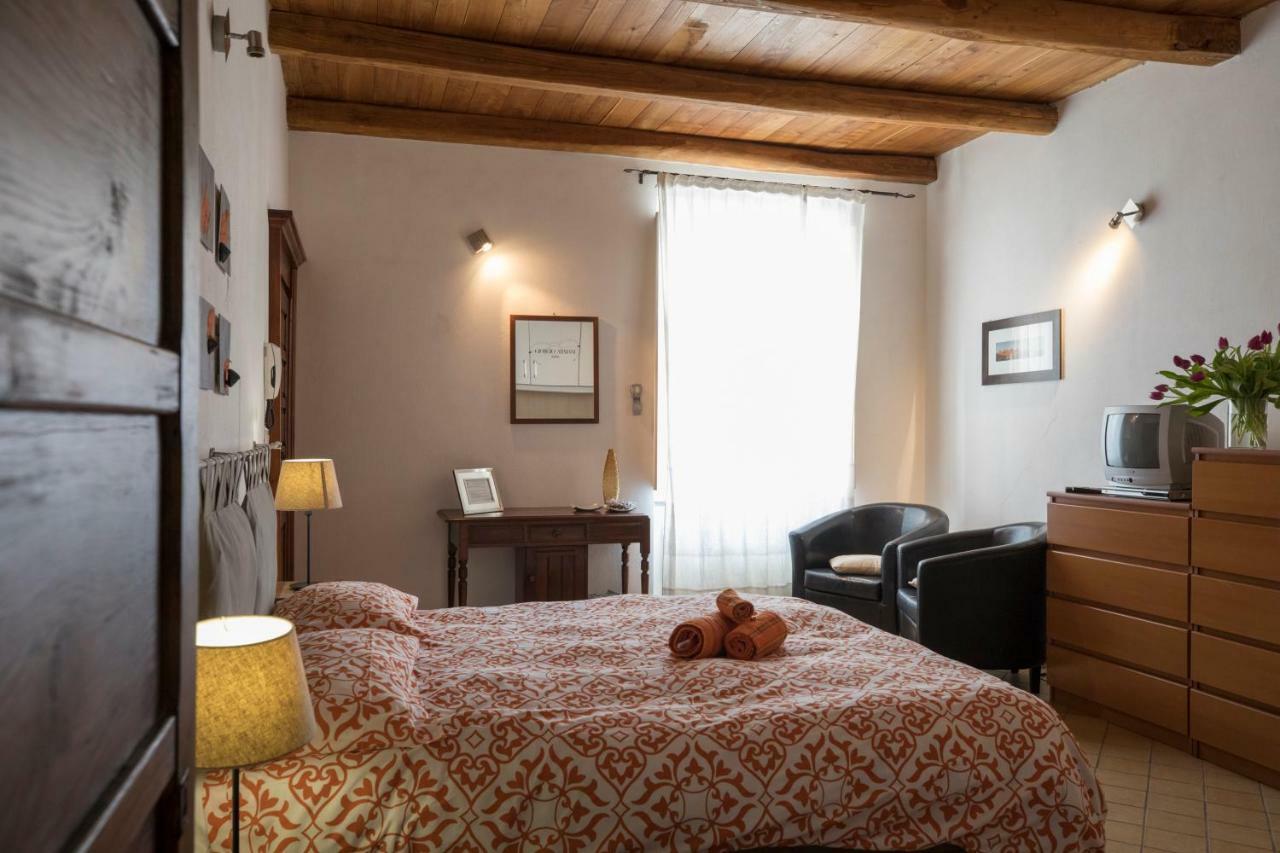 Maiorca 24 Apartments Alghero Bagian luar foto