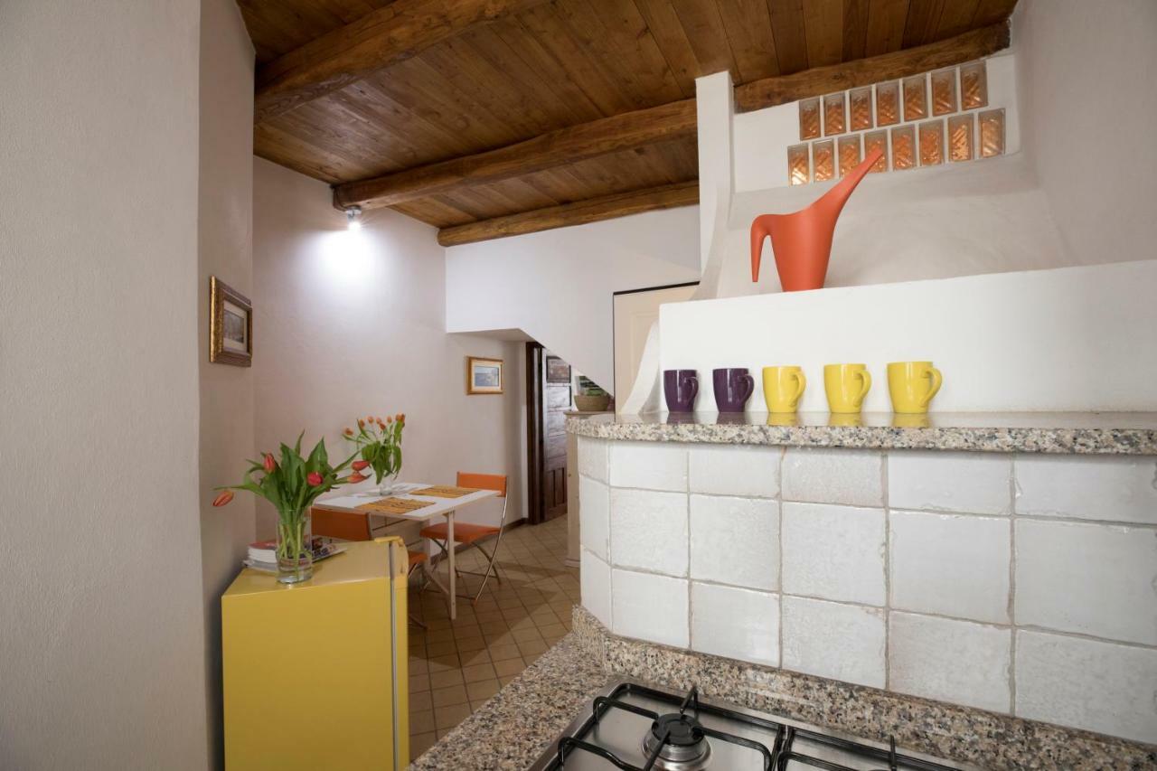 Maiorca 24 Apartments Alghero Bagian luar foto