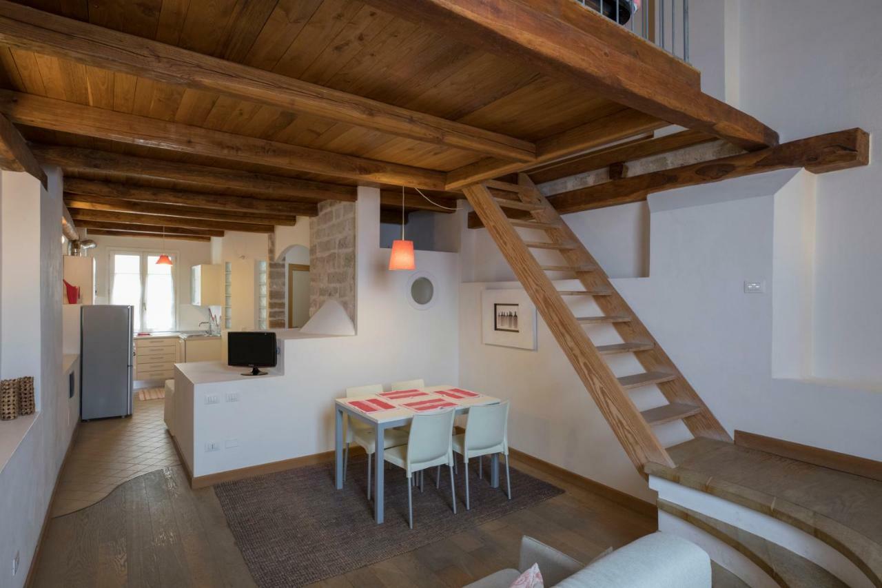 Maiorca 24 Apartments Alghero Bagian luar foto