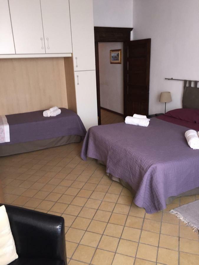 Maiorca 24 Apartments Alghero Bagian luar foto